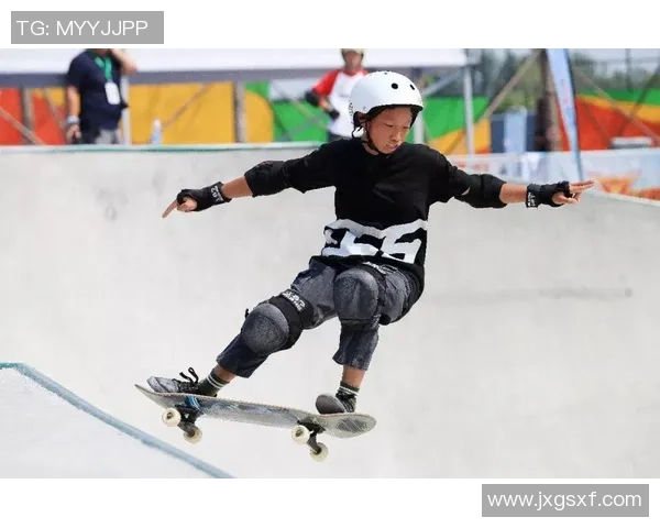 北京滑板队在极限运动世界杯中的力量表现与技术分析 北京滑板队在极限运动世界杯中的力量表现与技术分析